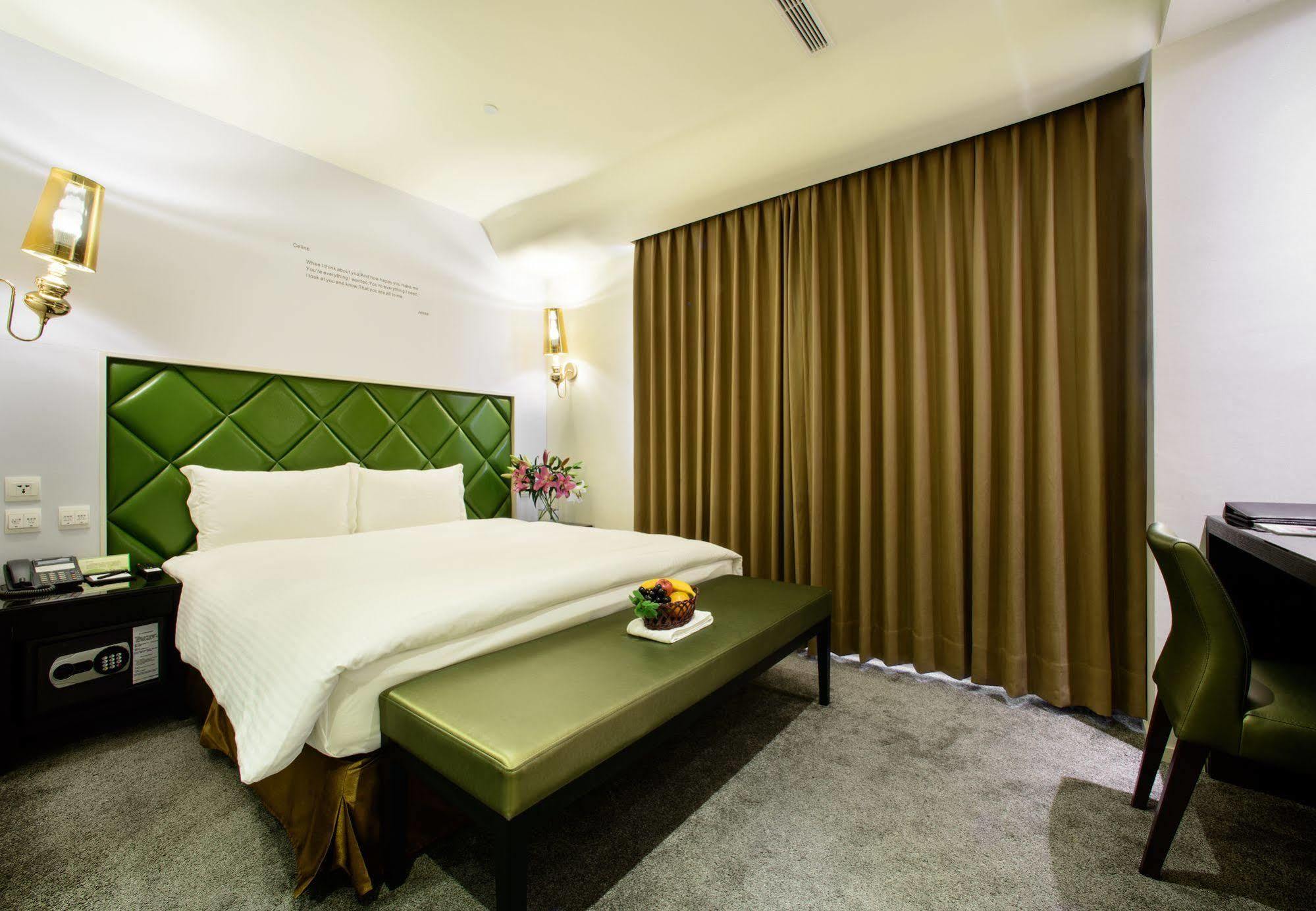 Stay Hotel - Taichung Yizhong Экстерьер фото