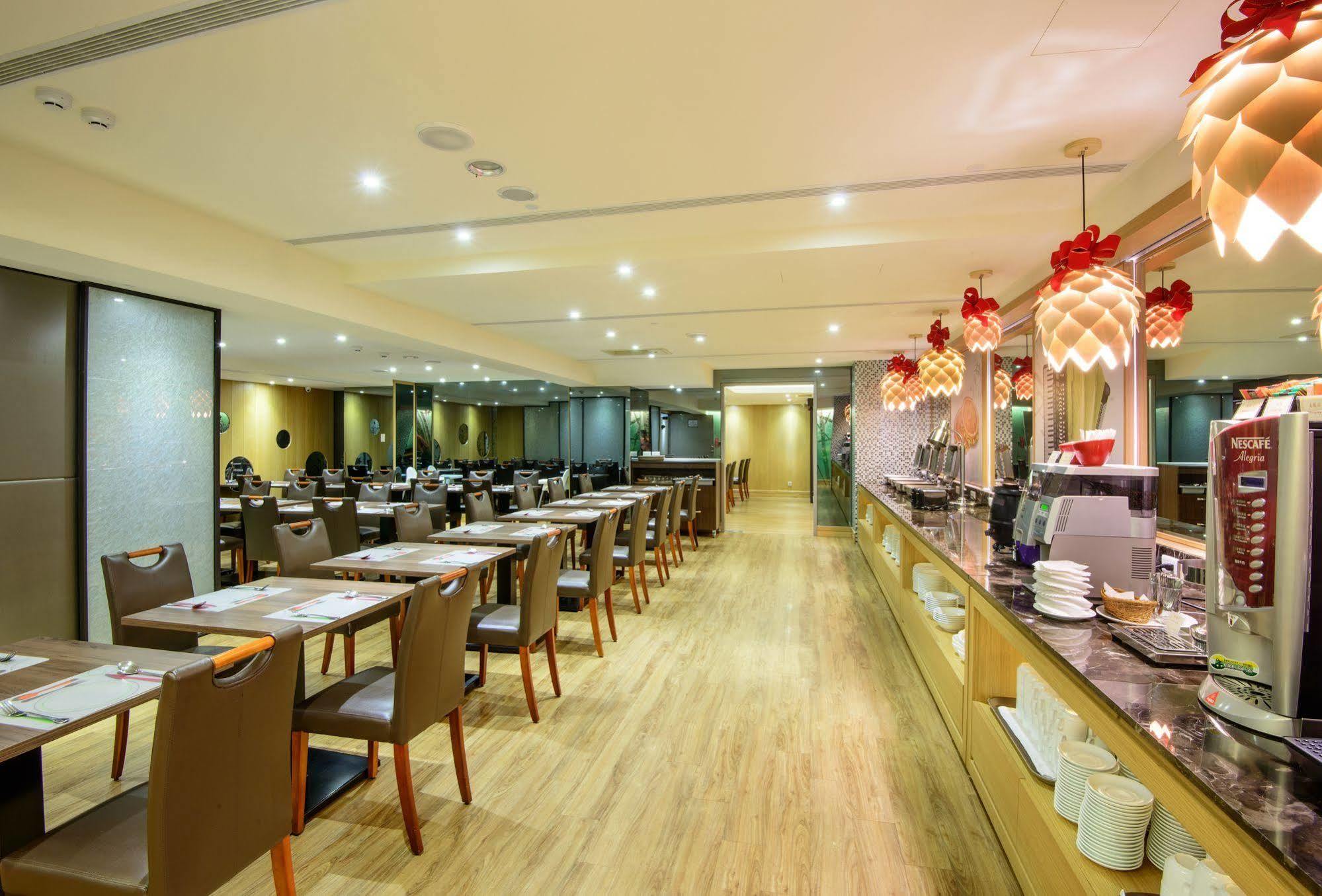 Stay Hotel - Taichung Yizhong Экстерьер фото