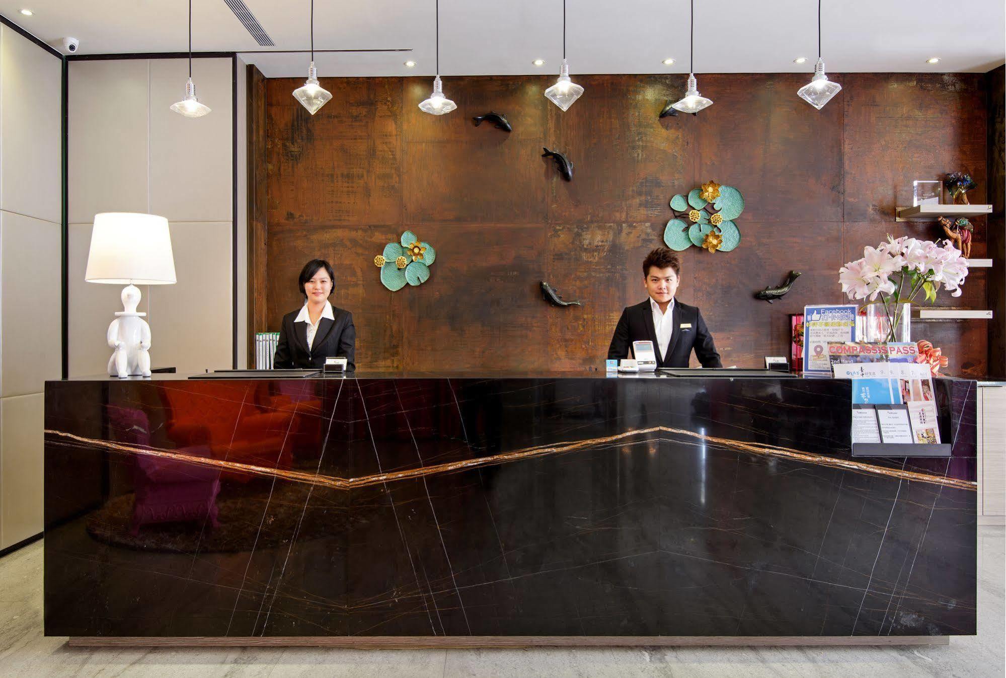 Stay Hotel - Taichung Yizhong Экстерьер фото