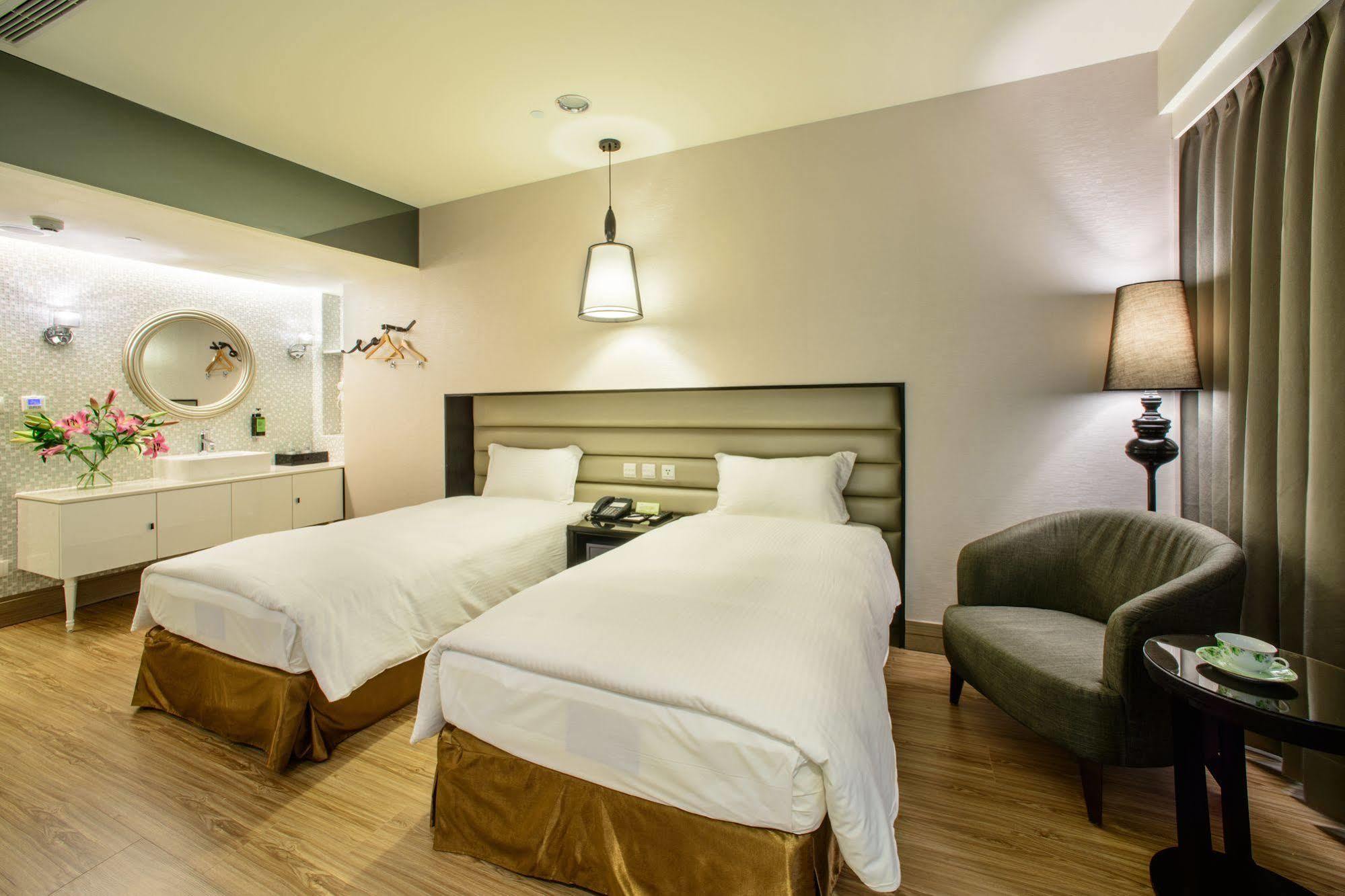 Stay Hotel - Taichung Yizhong Экстерьер фото